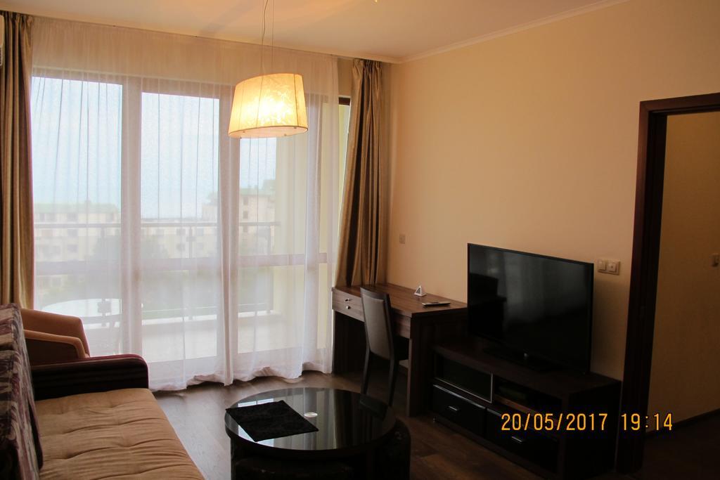 3- Room Apartment In Golden Line Golden Sands Bagian luar foto
